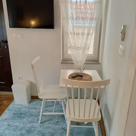 Exordium Apartmant דירה מוסטר